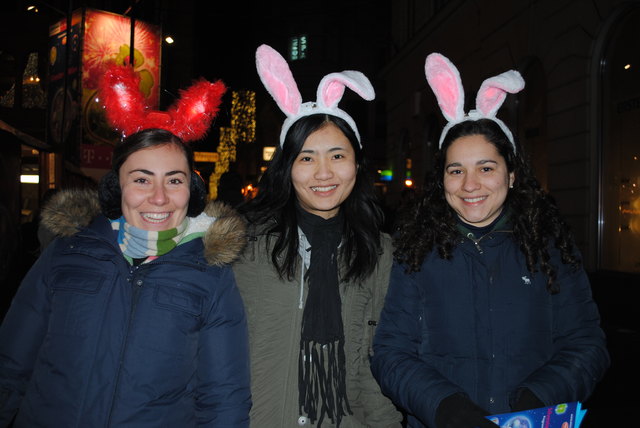 Diese fesche Hasentruppe aus Italien feierte mit rund 740.000 anderen Partygästen aus dem In- und Ausland in der Wiener Innenstadt.