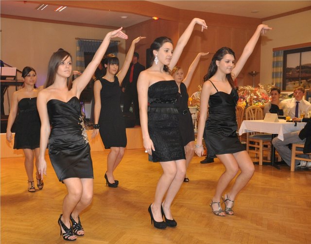 Marie-Christin, Nina, Sara, Leah, Kathrin, Stephanie