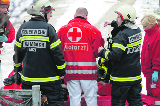 Die Notarztstützpunkte Kufstein und Kramsach sind erhalten geblieben. | Foto: Symbolfoto Zoom Tirol