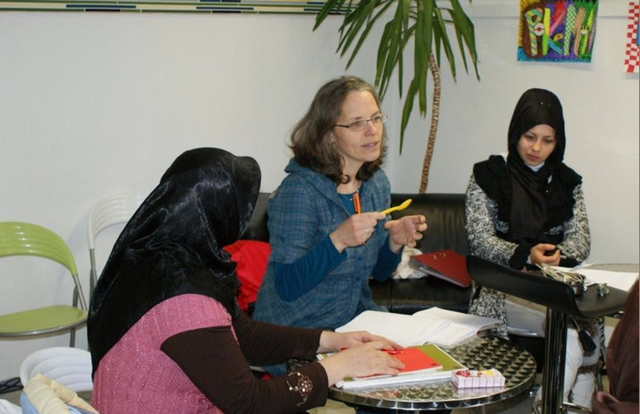 Initiative “SprachRaum” mit Initiatorin Hanna Hochenwarter und Teilnehmern. Foto: Mirjam Dauber