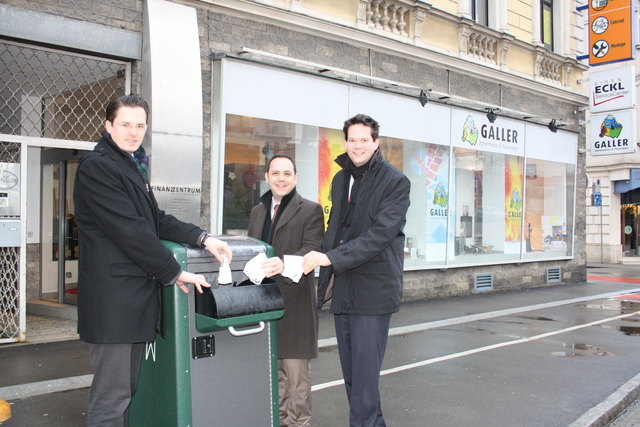 Lukas Mandl, hat zusammen mit Stefan Schmuckenschlager und Peter Benedet ein ganz neues Abfallwirtschaftssystem bestaunt.