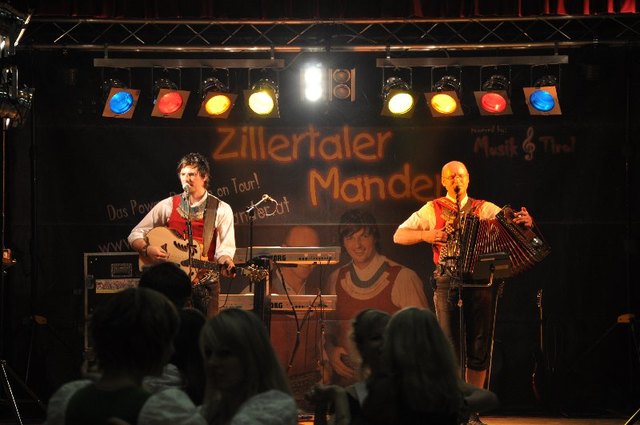 Die Zillertaler Mander sorgten für tolle Tanzstimmung.
