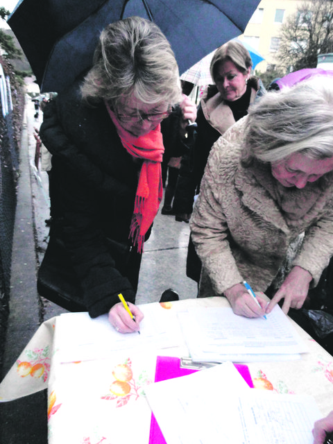 470 Unterschriften gegen den Handymast konnten bereits bei der Bauverhandlung am 14. Jänner gesammelt werden.