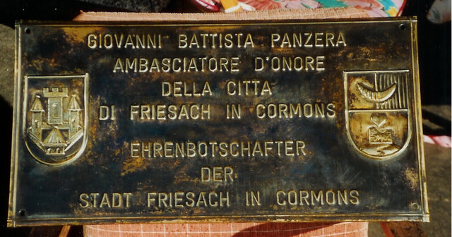 Schrifttafel in Kupfer getrieben