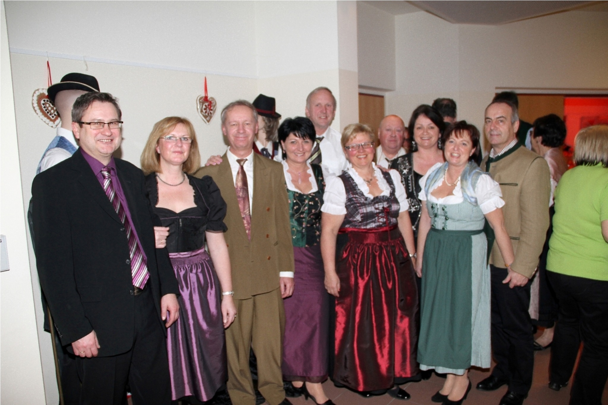 Fieberbrunn single event, Lurnfeld singles kreis. Amateure fickkontakte im garten der fieberbrunn single event lust. Gtzendorf an der leitha frauen treffen. Fieberbrunn single event: Elixhausen single brse