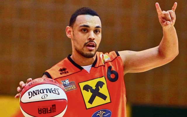 Anthony Shavies und die Panthers durften sich gegen die Klosteneuburg Dukes in der Fürstenfelder Stadthalle über ein Erfolgserlebnis freuen.