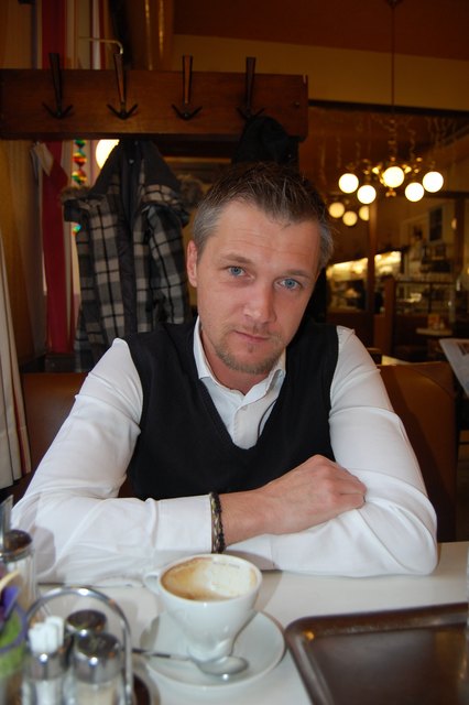 Obmann Patrick Wimmer fürchtet, dass die Josefstädter Straße zu Weihnachten nicht wie im letzten Jahr funkeln wird.