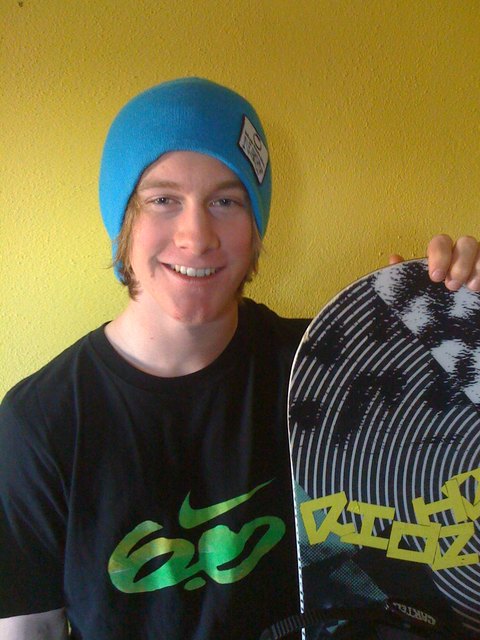 Der 17-jährige Traismaurer Snowboarder Julian Maschl