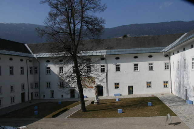 innenhof Stift Ossiach