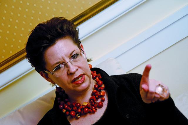 Die Parteiobfrau fordert eine Rücknahme der Einsparung.