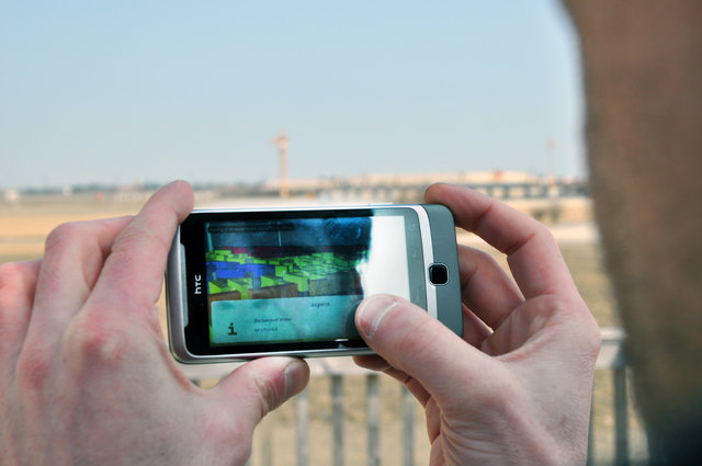 Die Zukunft der Seestadt ist vorab am Display sichtbar. | Foto: Wien 3420