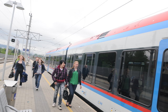 Die S-Bahn ist ein Rückgrat des öffentlichen Nahverkehrs im Zentralraum Salzburg.