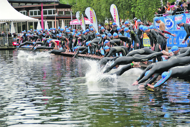 Von 16. bis 19. Juni geben am Schwarzsee wieder die Triathleten den Ton an. | Foto: Archiv