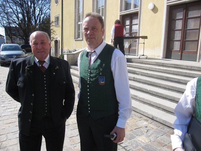 Bürgermeister Gottfried Preßler mit Obmann Alfred Scherr