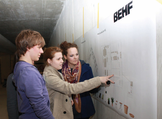 Beim Get-together herrschte Interesse für die Wohnungen. | Foto: Foto: ÖSW