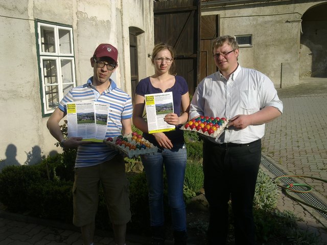 GR Göschelbauer und GR Kosak: "Das ÖVP Team hat 1.200 Haushalte besucht, die Zeitung und Ostereier überbracht und viele, viele Gespräche geführt