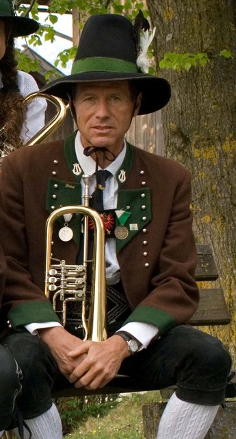 Wird als Minister in Wien den Marsch blasen: Karlheinz Töchterle spielt bei der MK Telfes das 1. Flügelhorn.
