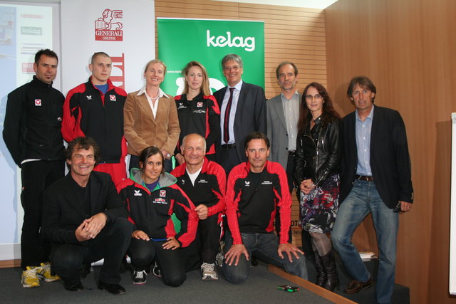 LHStv. Peter Kaiser u.a. mit Dr. Thomas Brandauer (vorne links), Franz Preiml (Leiter Universitätssportinstitut, rechts), Günter Amesberger (rechts neben Kaiser), Roswitha Stadlober (braunes Sakko) und Joe "Tiger" Pachler.