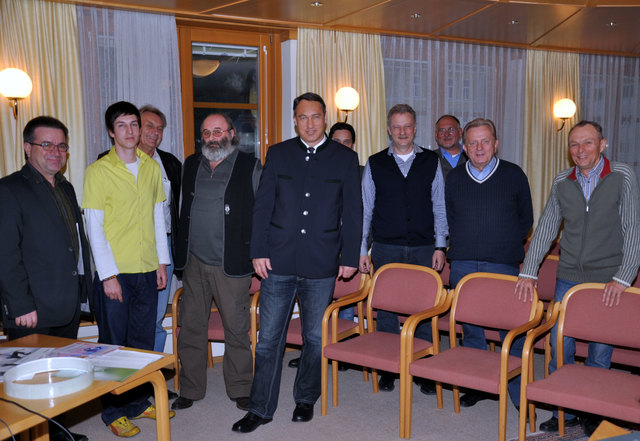 Das Projekt zur Sanierung des WISAK Sammelkanals wurde im Rahmen einer Bürgerversammlung mit Bürgermeister Schmidl-Haberleitner vorgestellt. | Foto: privat