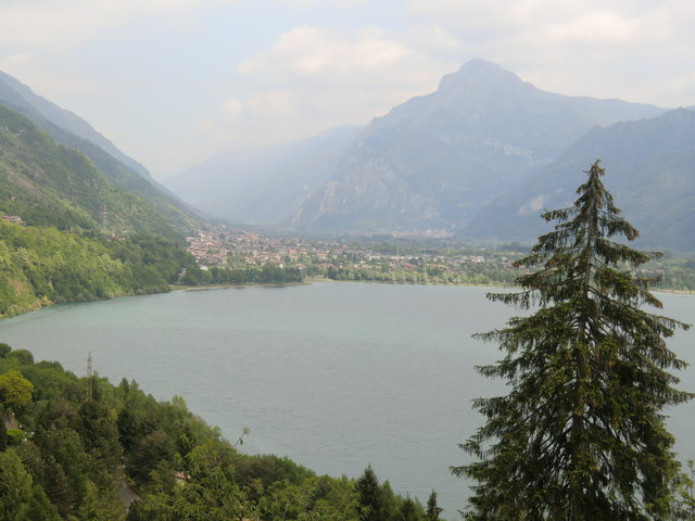 Bilderserie von der Königsetappe: Rund um den Gardasee über Idro- und Ledrosee; 186km und 1400 hm.