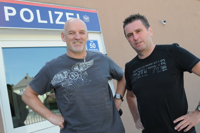 Brachten den abgebissenen Hautlappen des Opfers mit Blaulicht ins Landeskrankenhaus: Zivilpolizisten Franz Leikermoser und Robert Aigner.