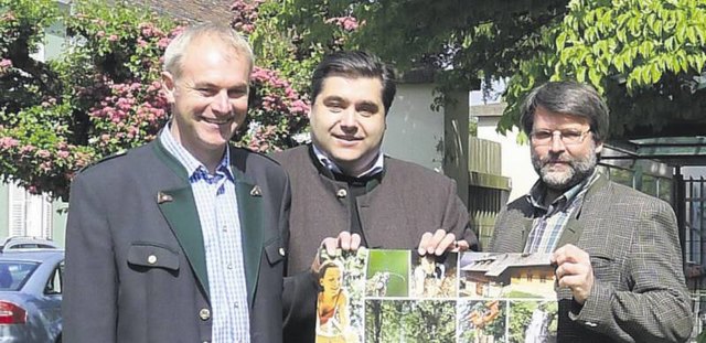 Siegfried Klobassa, Wolfgang Holzer und Alfred Kindler informierten über den Wald. Foto: KK