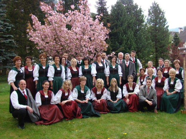 Der Singkreis Reichenau unter der Leitung von Elfi Schabus.