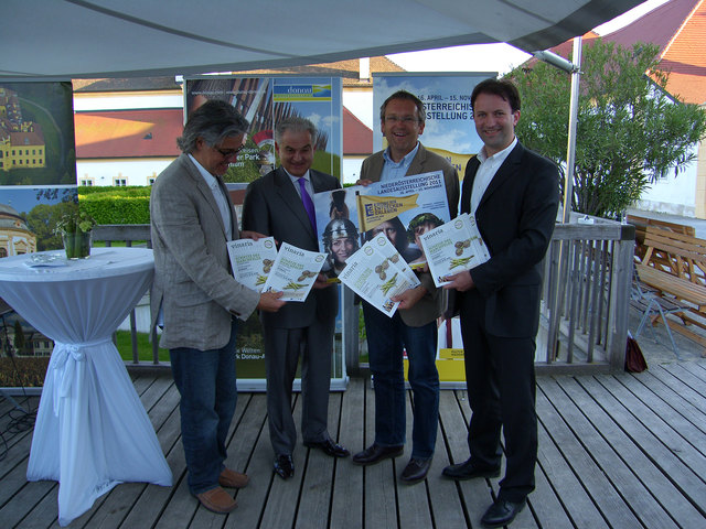 Fritz Gillinger, Vinaria, Karl Grammanitsch, Obmann der Region Marchfeld, Kurt Farasin, Geschäftsführer nö. Landesausstellung, Bernhard Schröder, Geschäftsführer Donau Niederösterreich Tourismus GmbH. | Foto: Donau Niederösterreich