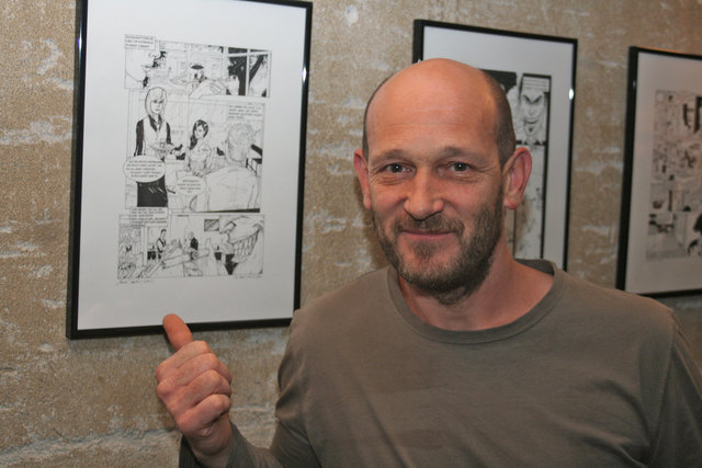 Auch Centro-Chef Günther Pfeifhofer hat sich im Comic wieder entdeckt.