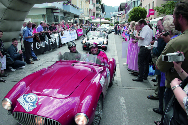 Vom 25. bis 28. Mai findet auf Bergstraßen in Tirol, Salzburg und Bayern die  24. Kitzbüheler Alpenrallye, eine der renommiertesten österreichischen  Classic-Car-Veranstaltungen, statt. Wörgl ist als Teilziel mit dabei. | Foto: Hannes Dabernig