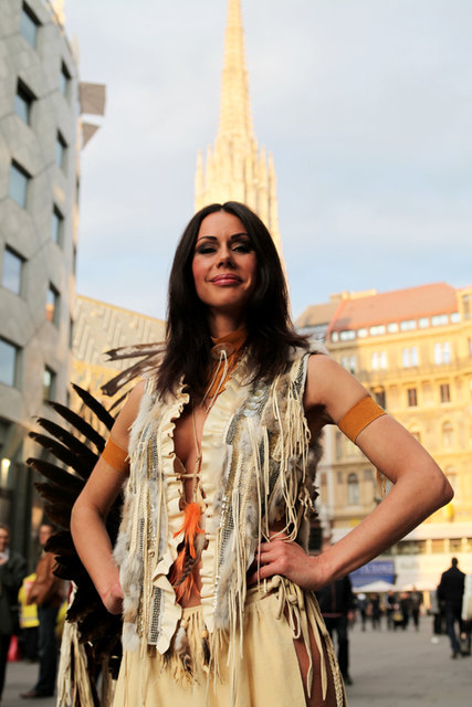 Caroline Perron nahm ihren ursprünglichen indianischen Namen Oota Dabun, auf Deutsch Tagesstern als Zeichen der Wertschätzung ihrer Vorfahren an. | Foto: Helmut Jakich