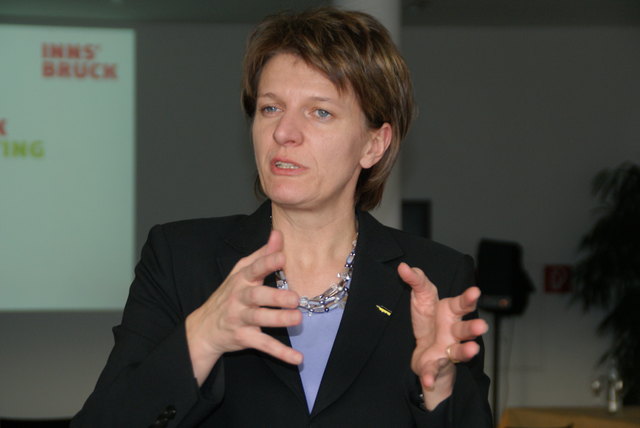 Das Vorgeben einer klaren Linie gelingt der Stadtchefin Christine Oppitz-Plörer vor allem bezüglich ihrer „Koalitionspartner“ immer weniger.