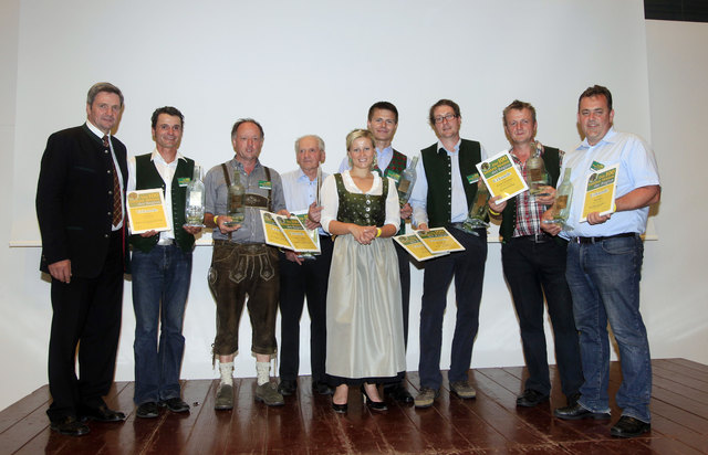 Im Thermenland Congresscenter
in Loipersdorf wurden die Winzer
prämiert.