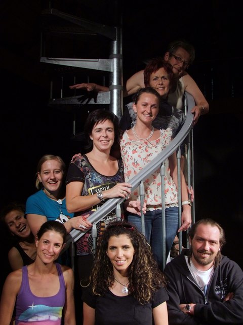 Mit „8 Frauen“ unter der Regie von Markus Plattner eröffnet die Theatergruppe Oberhofen am 10. Juni den Theatersommer. | Foto: Theatergruppe