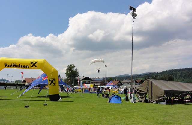 Fallschirm-Zielsprung Weltcup 2011  in Thalgau