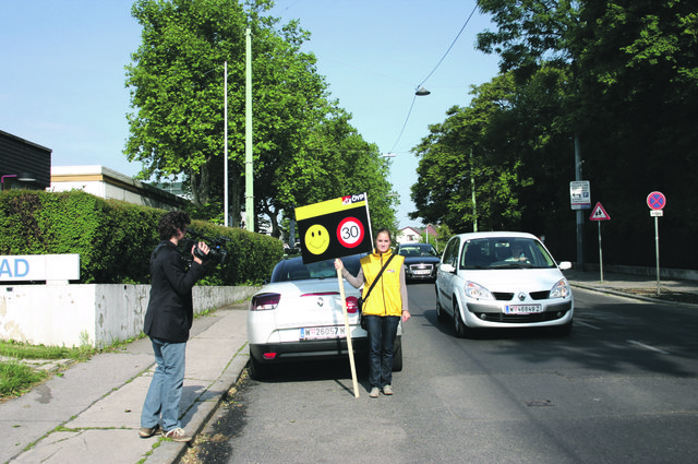 Am Wilhelminenberg protestierte die ÖVP gegen die aktuelle 30 km/h-Beschränkung.