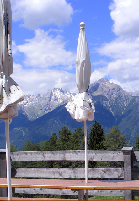 Blick von der Karröster Alm auf Muttekopf und Platein