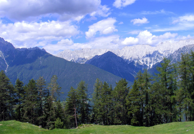 Blick von der Karröster Alm auf die Heiterwand