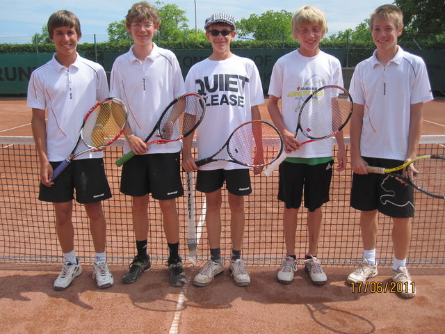 Die erfolgreiche U 14: Nico Simonovsky, Florian Rabl, Lukas Anzeletti, Daniel Skillich und Paul Raffelsberger | Foto: privat