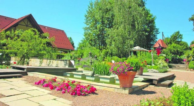 Der Kräutergarten ist seit nunmehr einem Vierteljahrhundert eine gut besuchte, touristische Attraktion in Söchau.