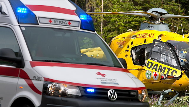 Die bodengebundene Versorgung mit Notärzten in Osttirol ist gesichert. Die Flugrettung muss erst ausgeschrieben werden. | Foto: Brunner Images