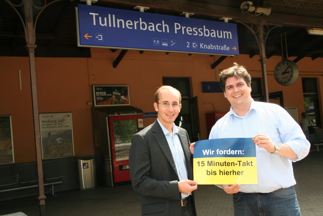 Bis hierher, nämlich bis zum Bahnhof Tullnerbach-Pressbaum, soll die Schnellbahn im Viertelstundentakt fahren, fordern Albrecht Oppitz und Florian Liehr.