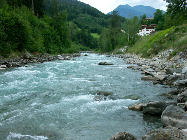 Nach der Wasserkraft der Sanna (Bild), Rosanna und Trisanna wird begehrlich gegriffen.