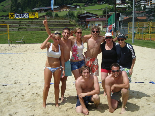Zillertaler Blasmusiker machen auch im Sand eine gute Figur. | Foto: Privat