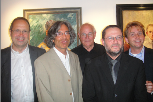 Vernissage Rabalderhaus: V.l. Dr. Benno Erhard (Land Tirol), Kurator Dr. Carl Kraus, HR Dr. Otto Larcher (Rabalderhaus), Kurator Univ.-Prof. Dr. Markus Neuwirth und Vize-Bgm. Mag. Martin Wex.
Foto: Andrea Wex