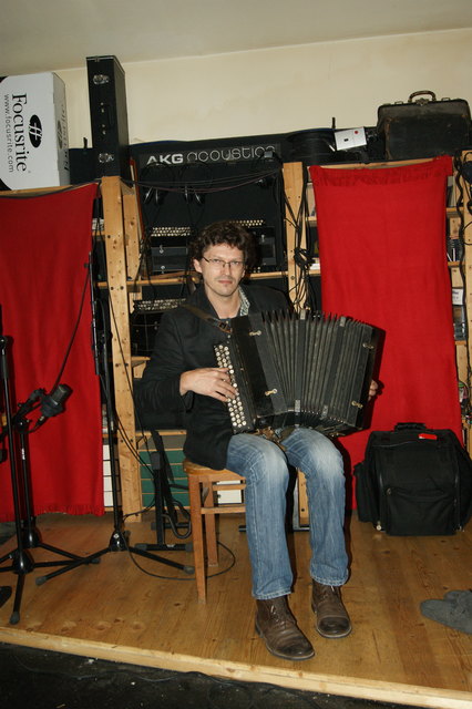 Walther Soyka in seiner Non Food Factory in der Laimgrubengasse 19.