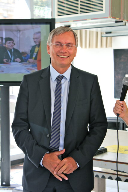 Gesundheitsminister Alois Stöger findet: "Solidarität ist das wichtigste!"