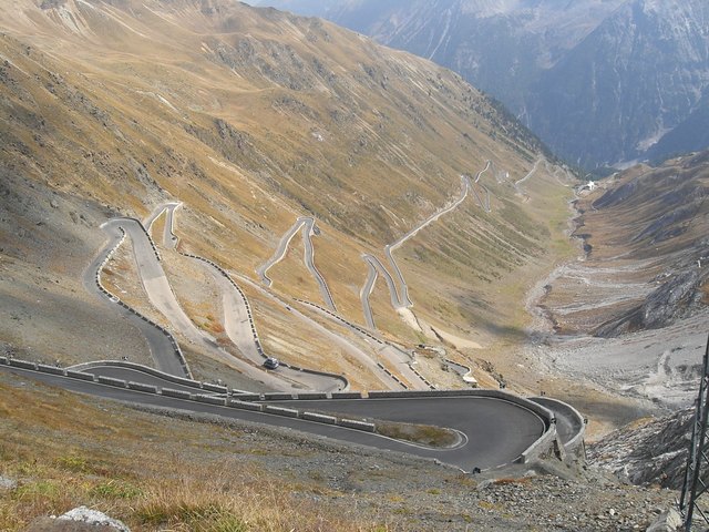 Die vielen Kehren zum Stilfserjoch