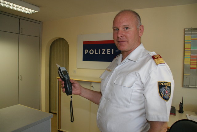 Alko-Vortester erleichtern die Arbeit von Walter Meingassner.