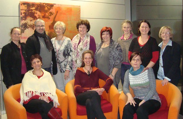Der Vorstand des HOSPIZfördervereins Amstetten: v.l. sitzend: Christine Winklmayr, Ester Steininger, Martina Wiedner. v.l. stehend: Eva Maria Klaus, Michael Hofer, Heidrun Swoboda, Rita Sperr, Karin Swoboda, Getrud Gruber, Maria Bichl, Gerlinde Steinböck. | Foto: privat